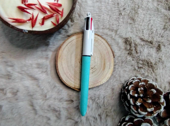 Bic 4 couleurs Bleu pastel