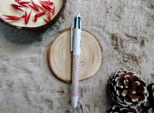 Bic 4 couleurs Amour 1.0